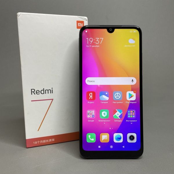 Смартфон Xiaomi Redmi 7 3/32 ГБ, черное затмение