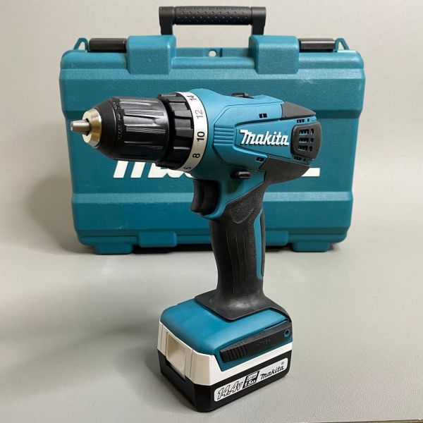 Аккумуляторная дрель-шуруповерт Makita DF347DWE