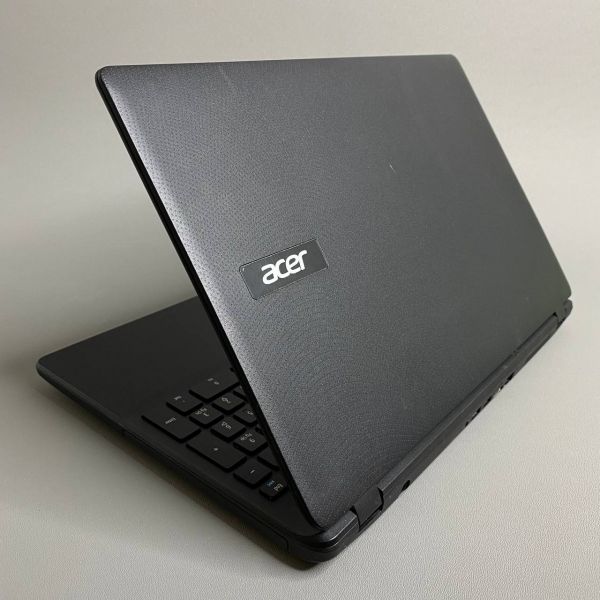 15.6'' Ноутбук Acer Aspire ES1-531-P10A черный