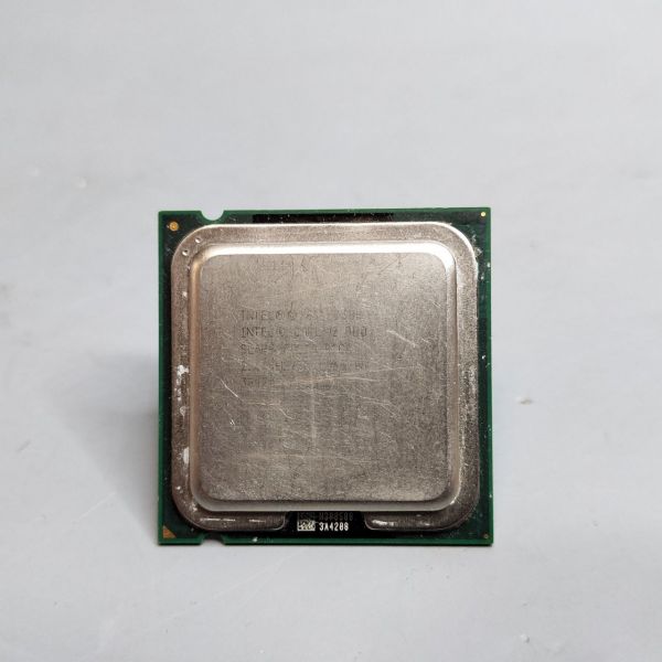 Процессор Intel Core 2 Duo E7300 Wolfdale LGA775, 2 x 2667 МГц, OEM