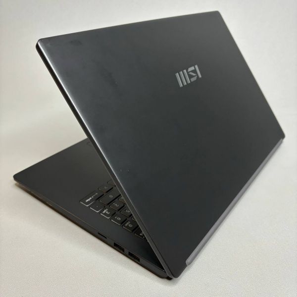 15.6'' Ноутбук MSI Modern 15 B11M-003XRU (9S7-15H312-003), черный