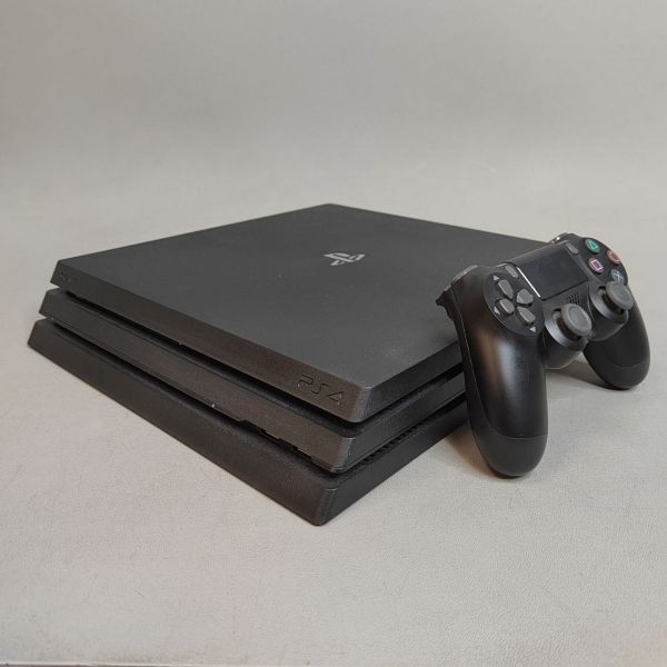 Игровая приставка Sony PlayStation 4 Pro 1000 ГБ HDD, без игр, черный